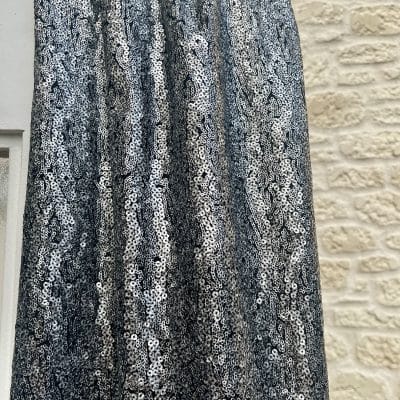 TISSU RESILLE BRODEE SEQUINS [ JOY ]